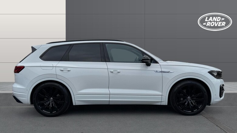 Volkswagen Touareg 3.0 V6 TDI 4Motion Black Edition 5dr Tip Auto Diesel Estate